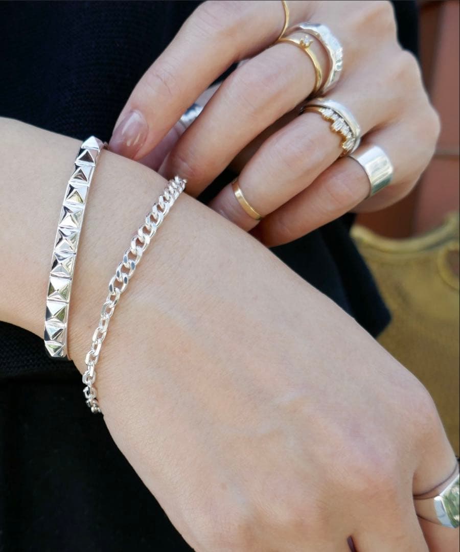 aiko着 e.m. イーエム シルバー スタッズ バングル