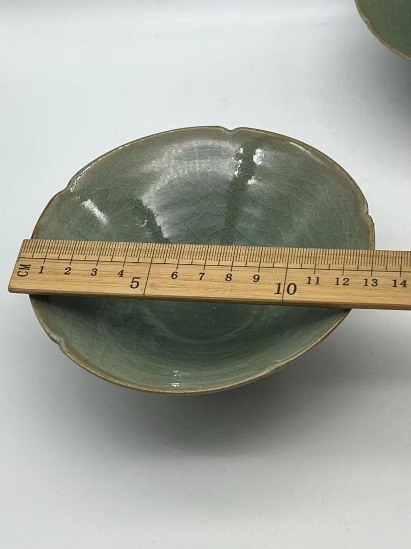 清時代 青磁 花口茶盞 越窯茶碗 一対　茶道具　中国古美術(A-84)