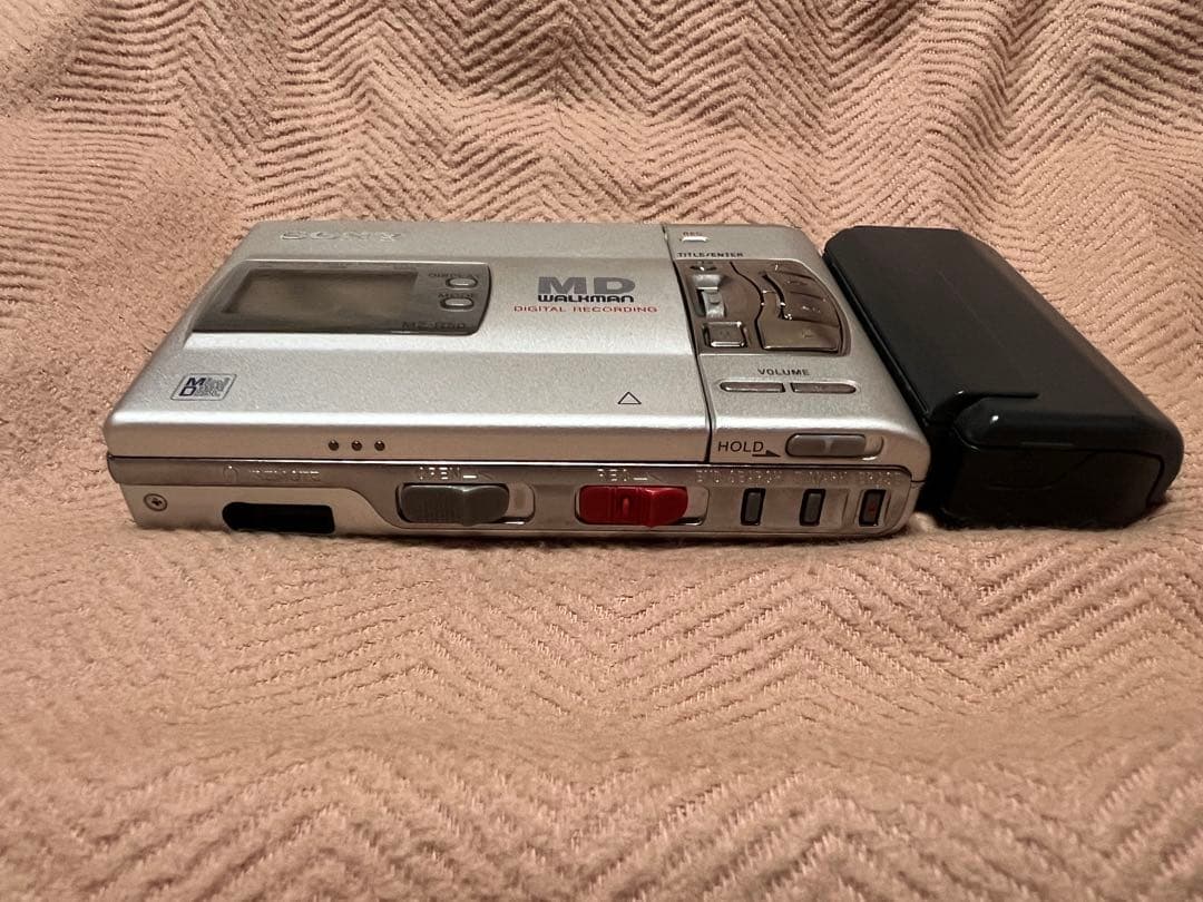 SONY ソニー　MDレコーダー ウォークマン MZ-R50