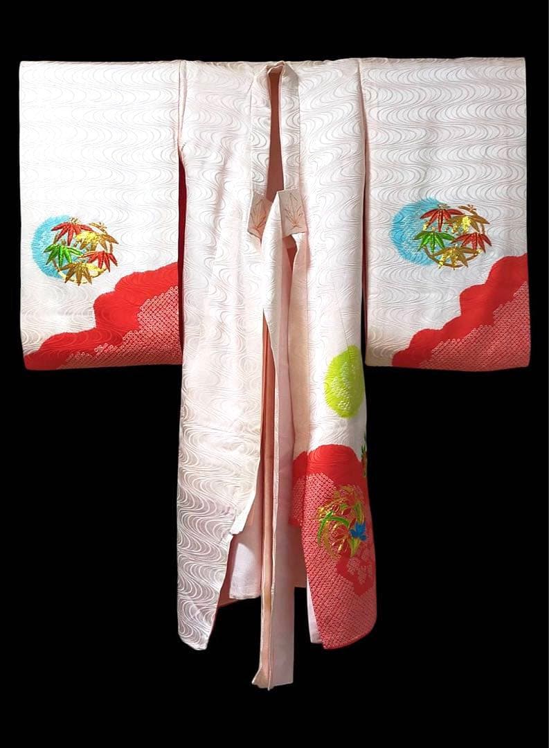 □ 正絹女児用　お宮参り　掛け着　初着　七五三　アンティーク　可愛い花柄刺繍