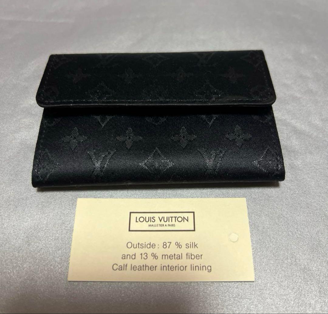 ルイヴィトン　名刺入れ　モノグラムサテン 【カラー】ブラック
