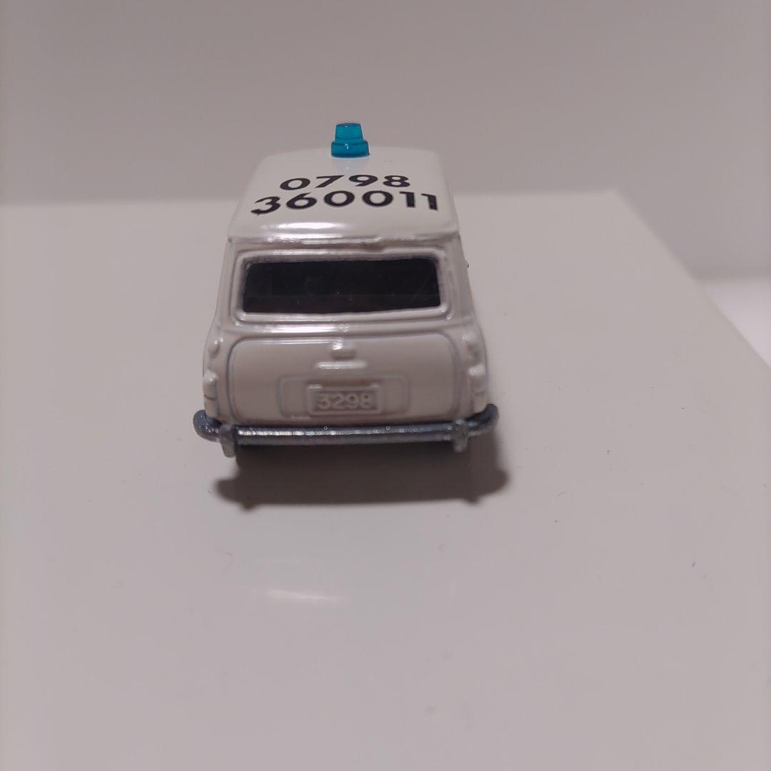 トミカＦ8-2-46 BLMC ミニクーパー S 警察仕様 1/50