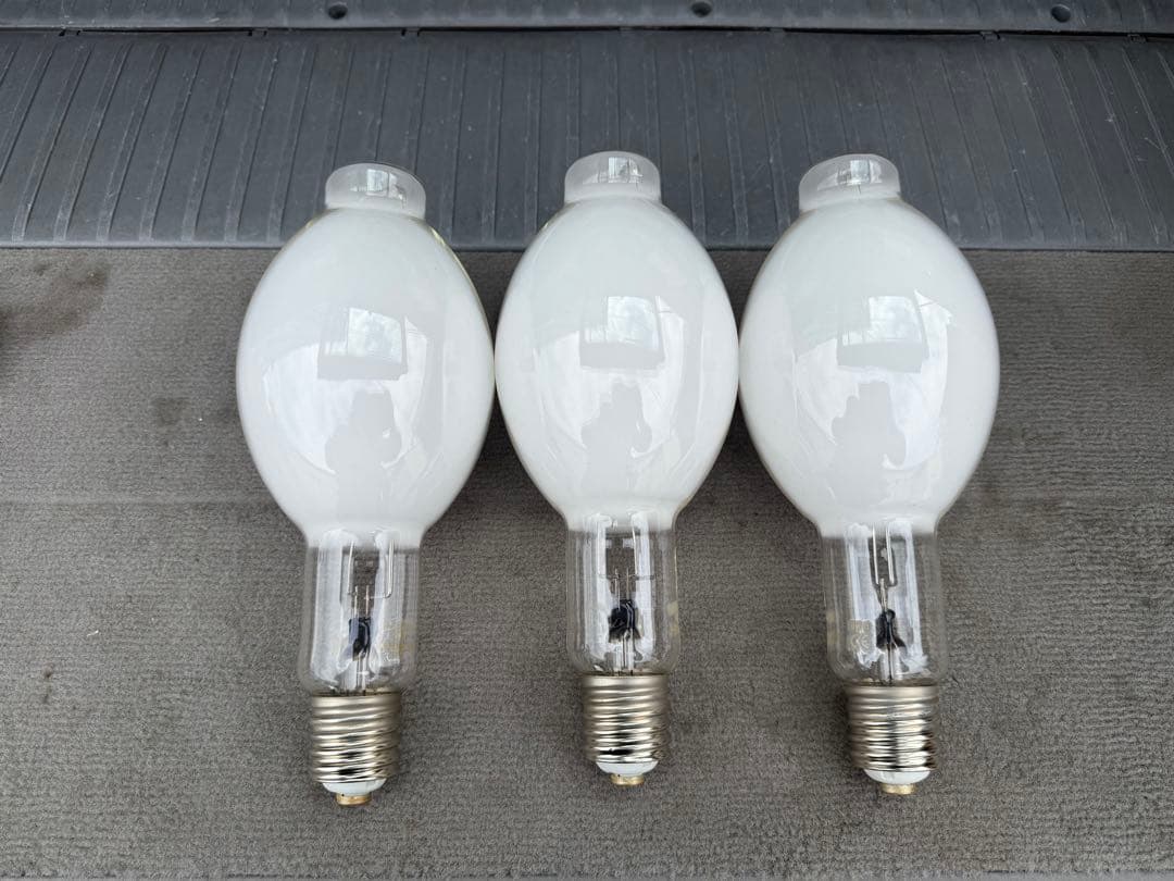 岩崎電気 水銀灯 ランプ HF400w HF400X 中古3個