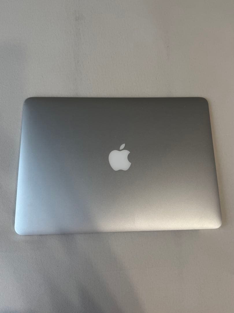 MacBook Air (2017) シルバー 13.3インチ