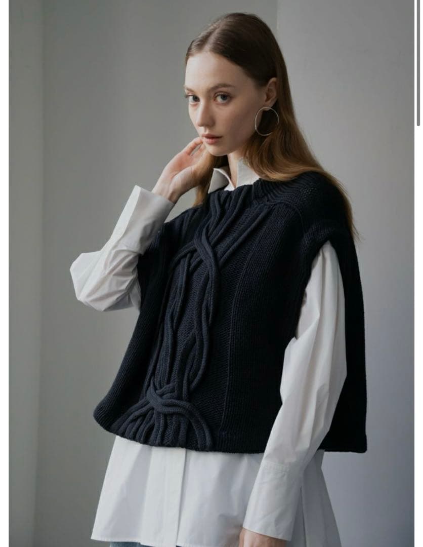 トップス maison de Dolce. chaleurvest black