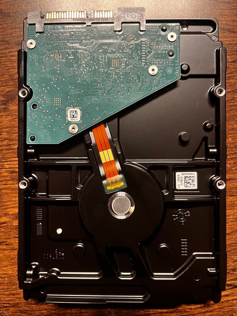 外付けハードディスク・ドライブ SEAGATE IronWolf 4TB NAS
