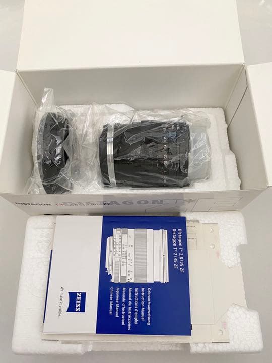 カールツァイス　ディスタゴン　25mm f2.8 Fマウント　コシナ