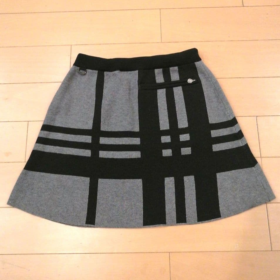 デサントゴルフ モックネック チェック柄ニット スカート セットアップ グレー