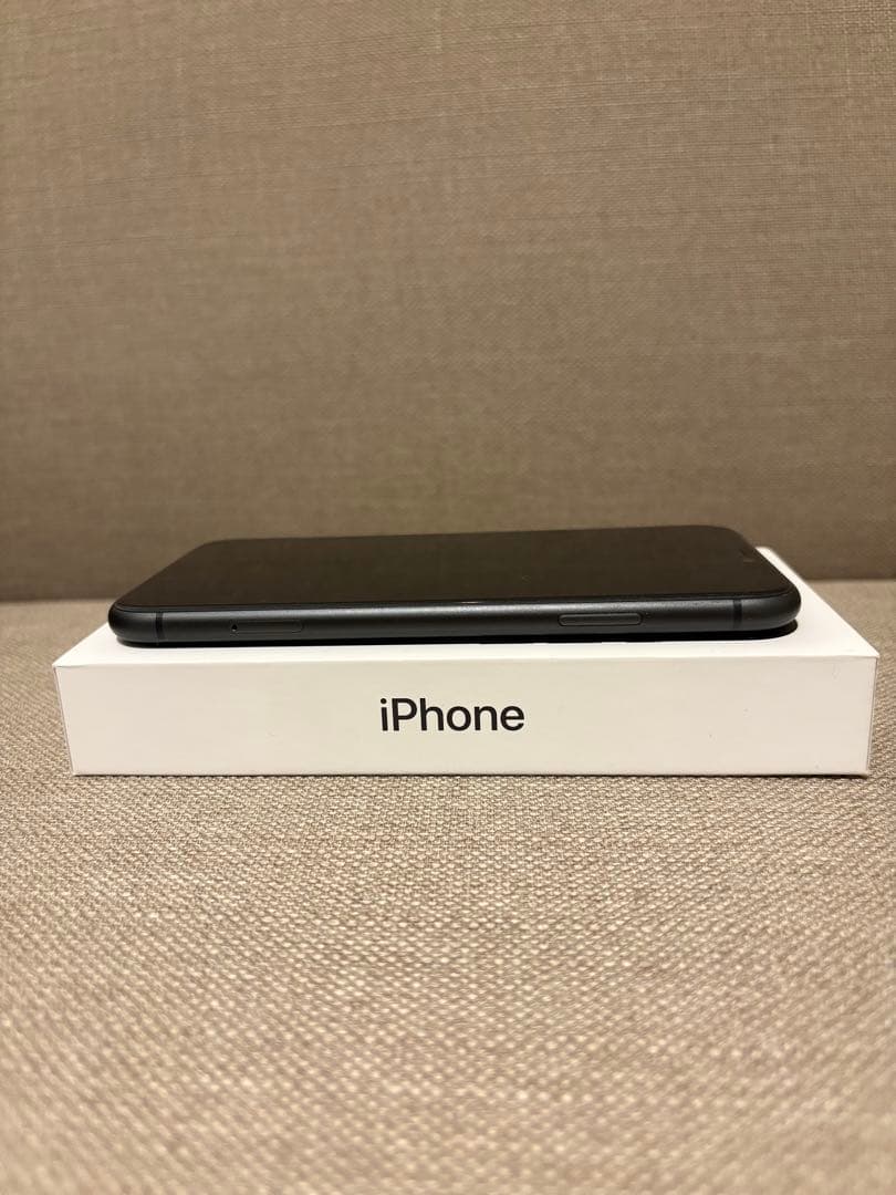 iPhone 11 本体 128GB ブラック 箱付き　SIMフリー