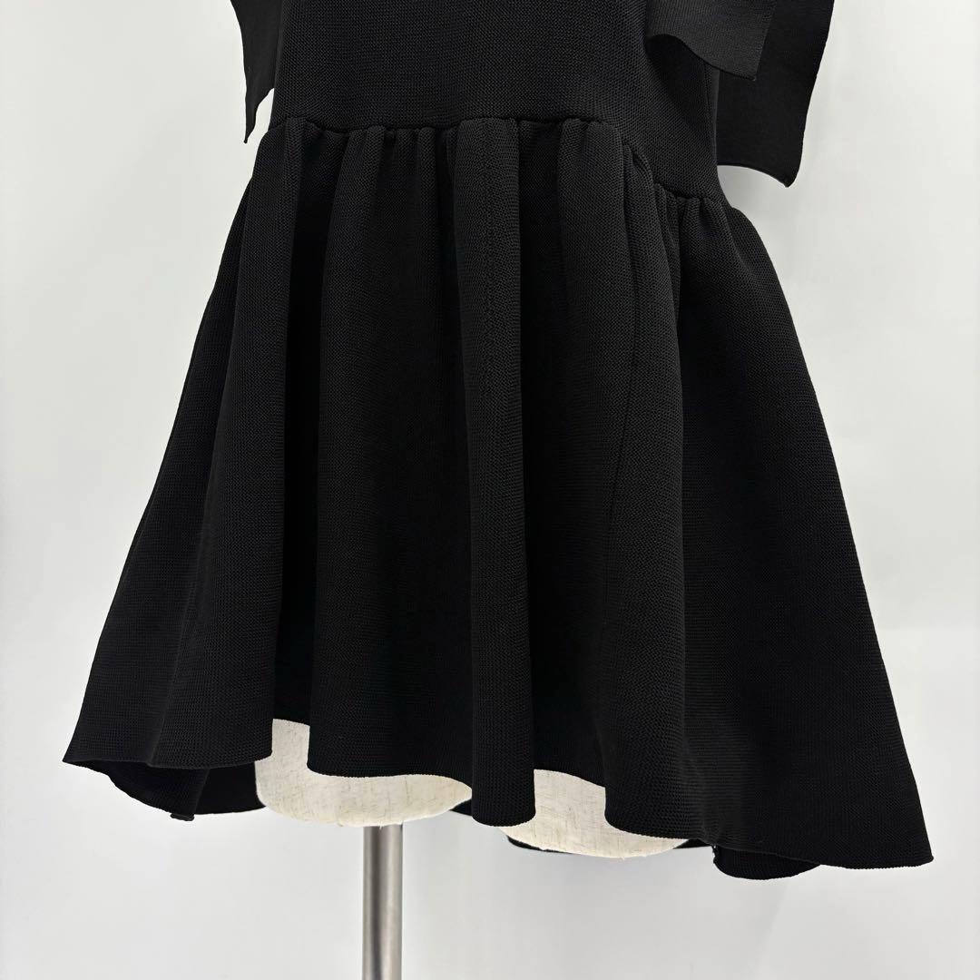 美品　クラネ　CLANE　スクエアスリーブギャザーニットトップス　1　ブラック