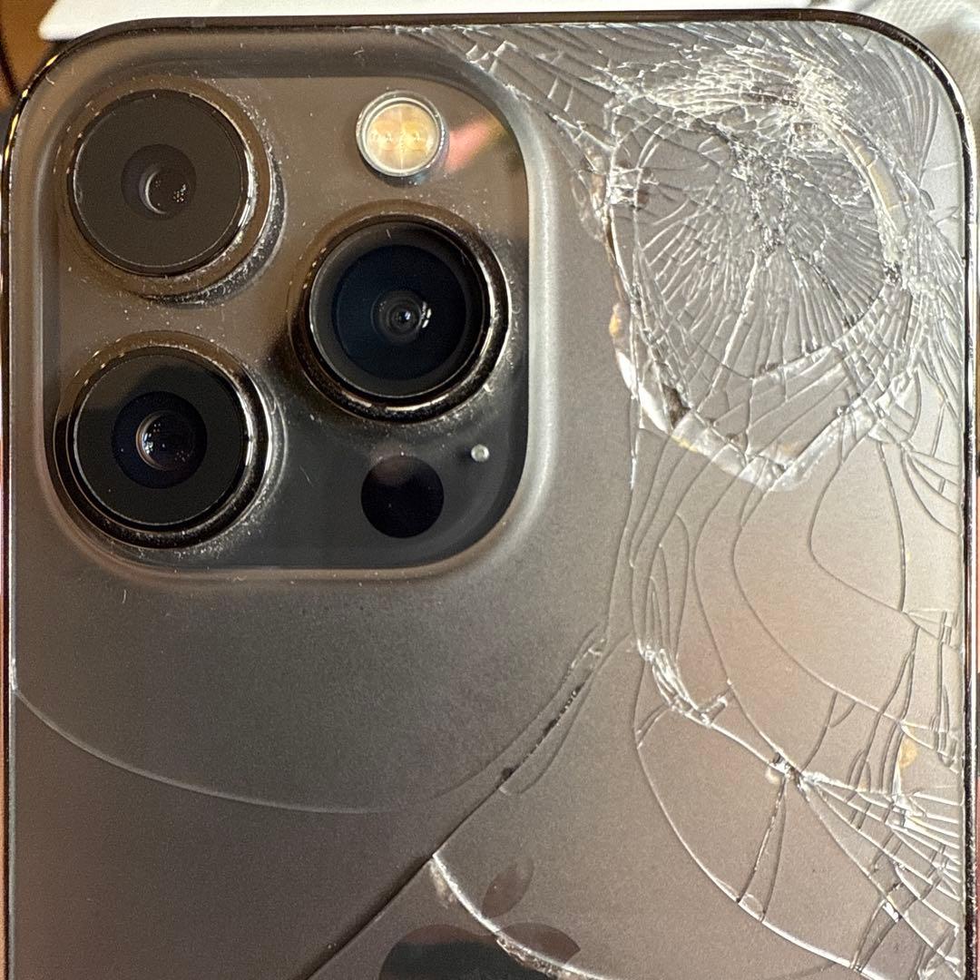 iPhone13pro 128GB バッテリー容量83% グラファイト