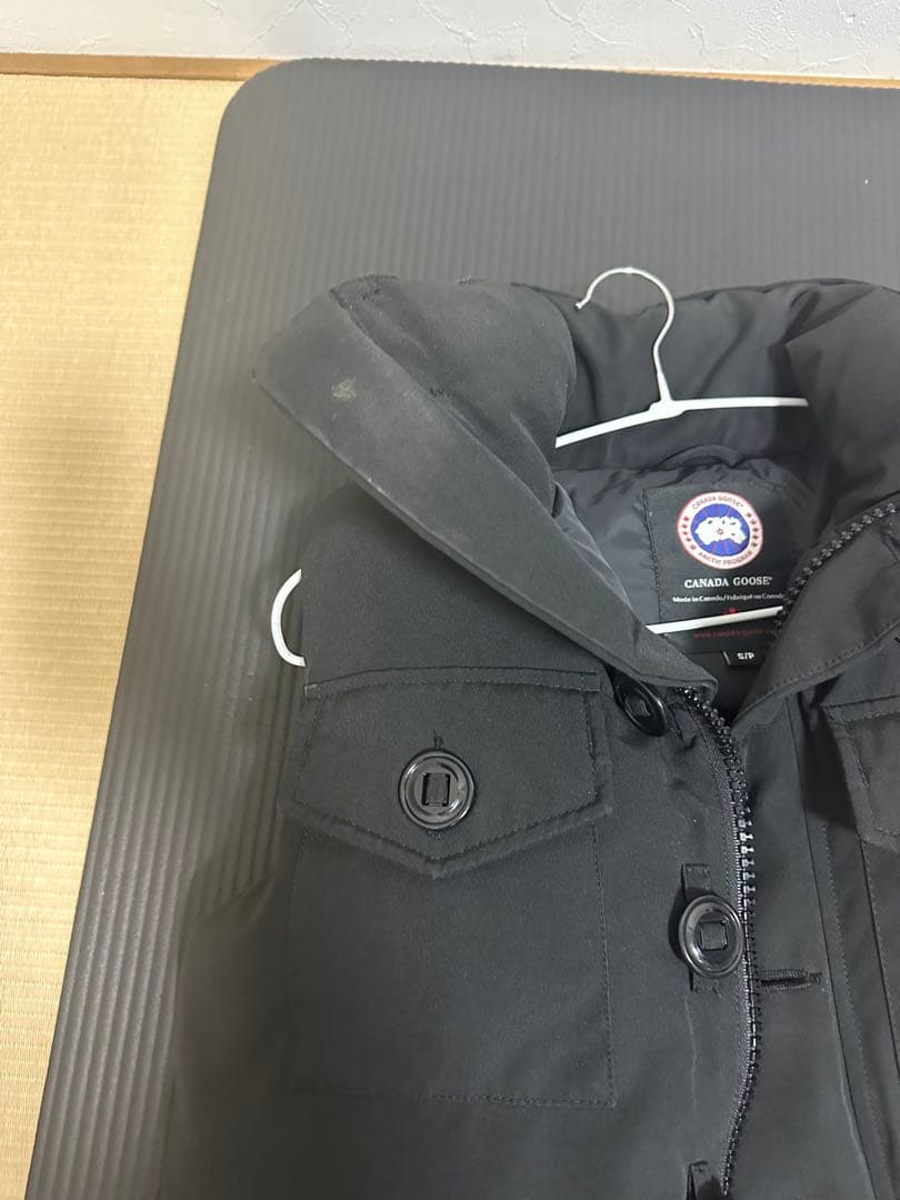 ダウン　ベスト　モントリオール　BEAMS 別注　ビームス　黒ワッペン