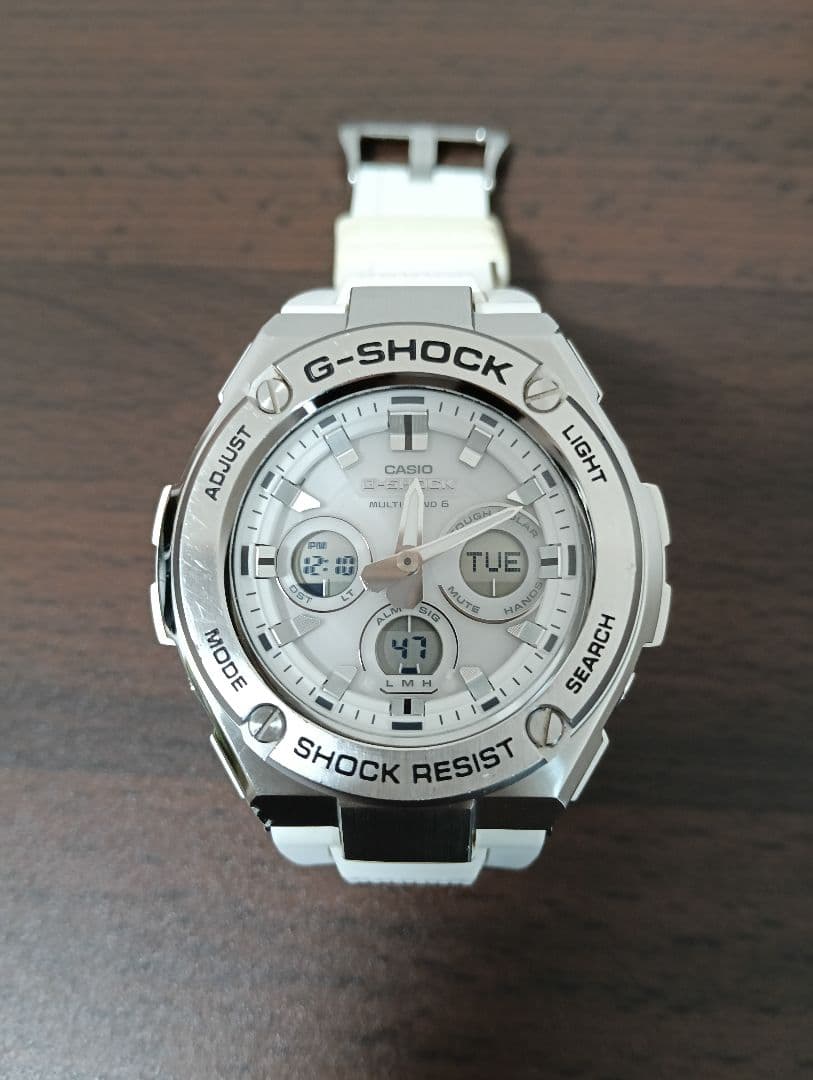 【美品】ジーショック 電波ソーラー オールホワイト 上位モデル