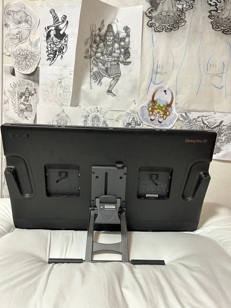 Wacom Cintiq Pro 27 本体