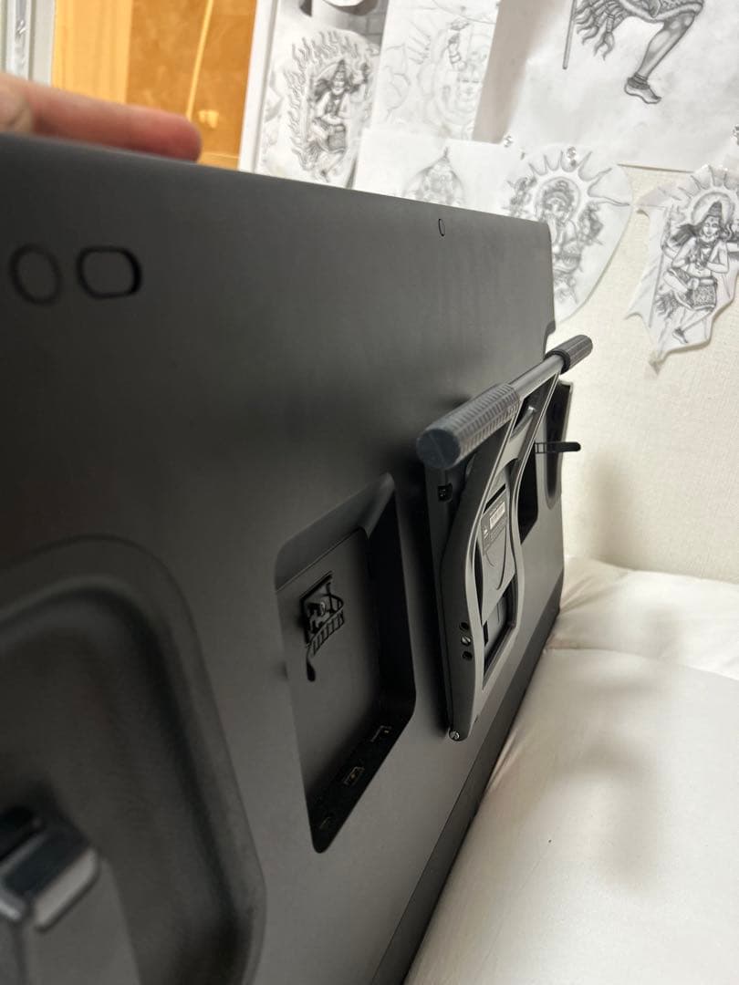 Wacom Cintiq Pro 27 本体