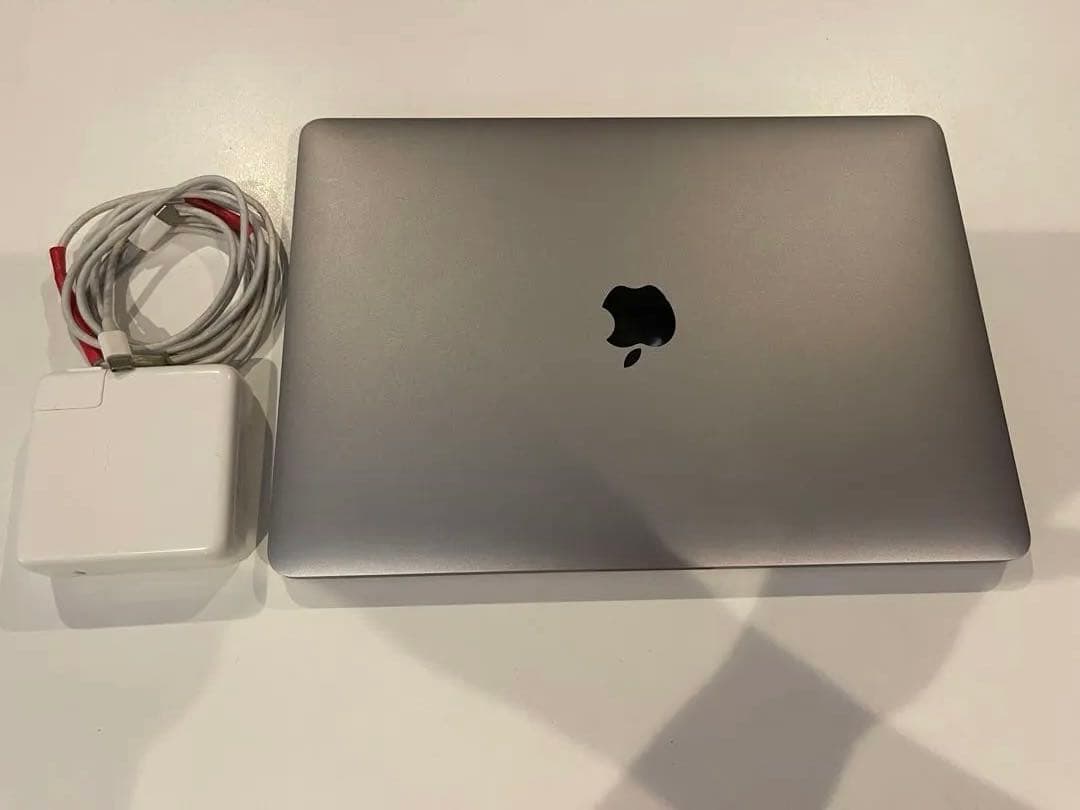 MacBook Pro 13 2020 m1 512GBインチ シルバー充電器付
