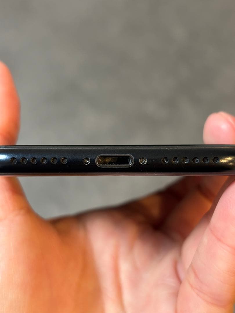 Apple iPhone SE (第3世代) ブラック 本体　256GB