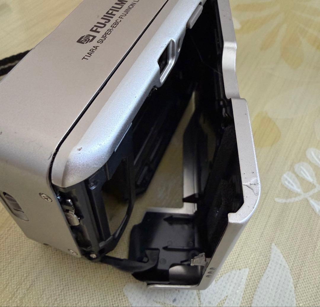 FUJIFILM TIARAⅡ フィルムカメラ　ジャンク品