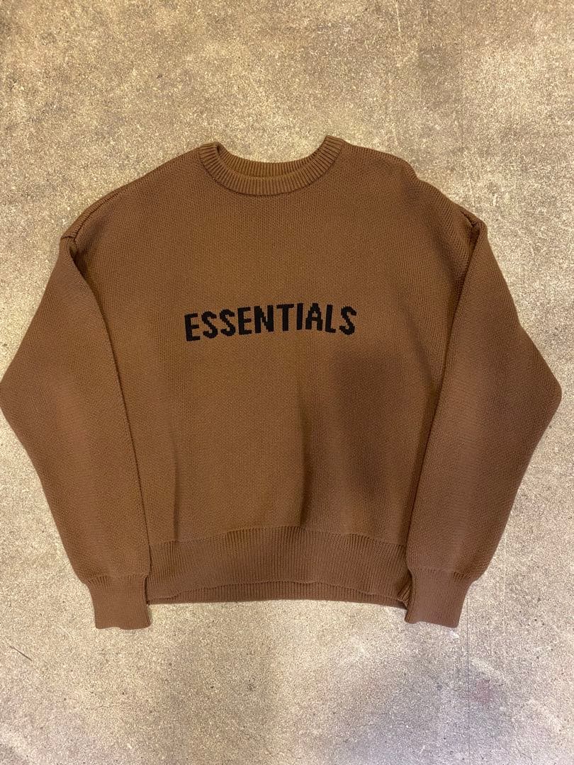 トップス essentials crewneck knit
