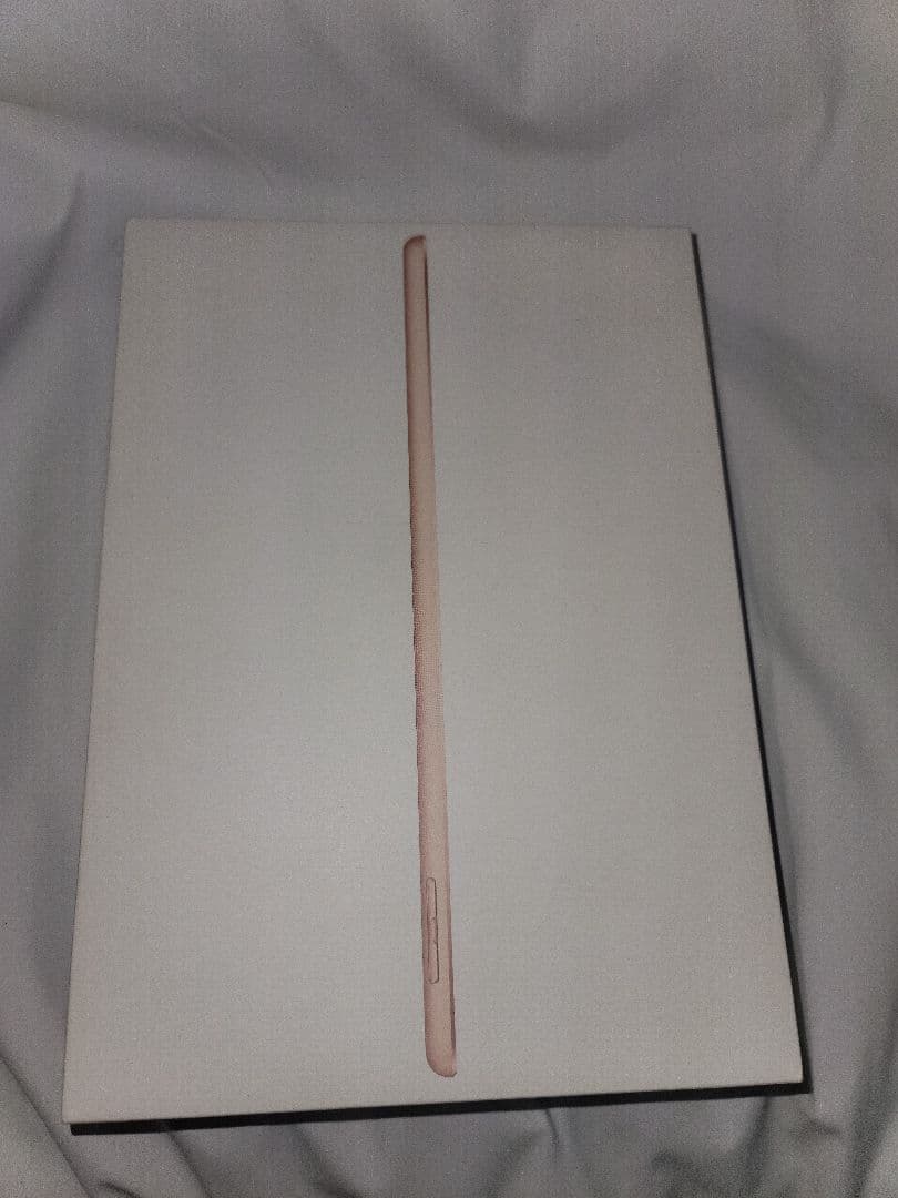 AppleアップルiPad　(第６世代)32GB