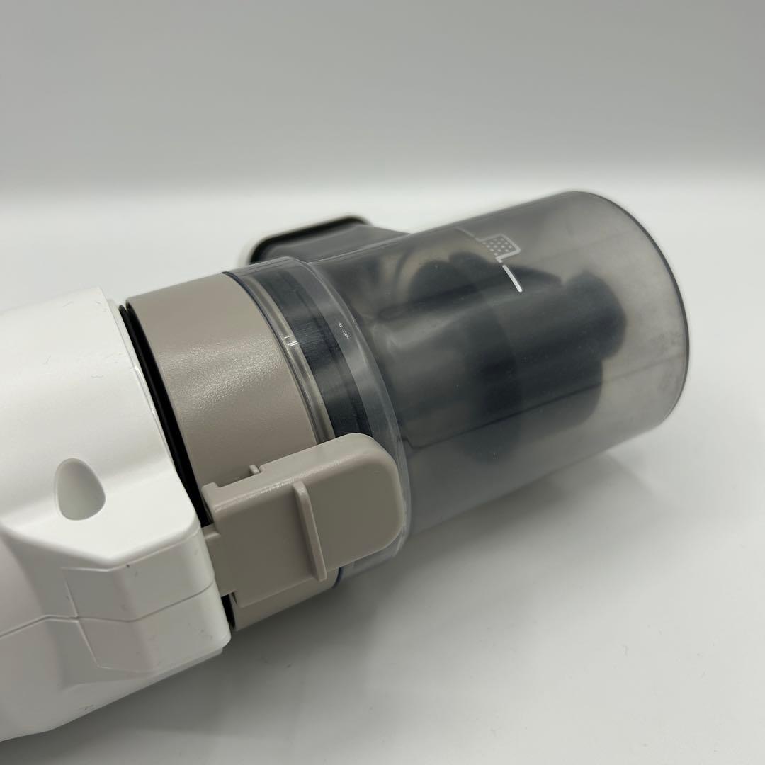 Panasonic パナソニック 充電式掃除機 MC-SB32J 2023年製