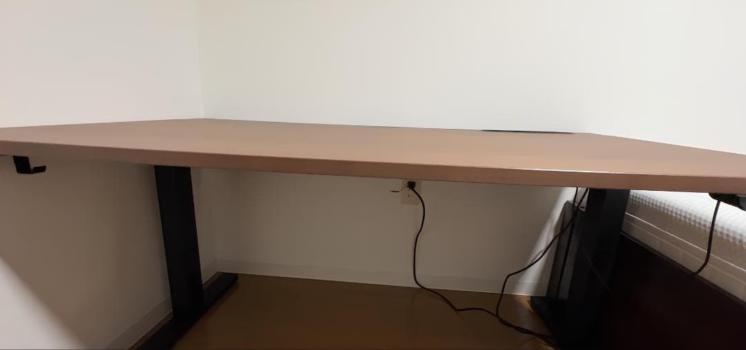 【美品】イケアMITTZON ミッツォーン デスク電動 昇降式, 140x80