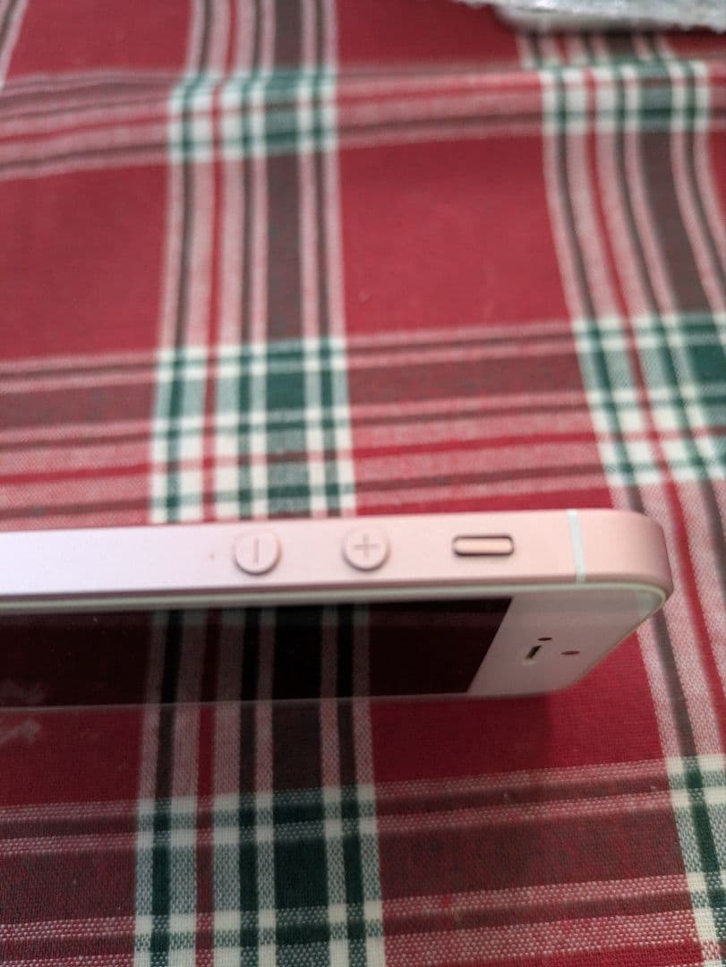 iPhone SE 第一世代 ローズゴールド（ピンク）