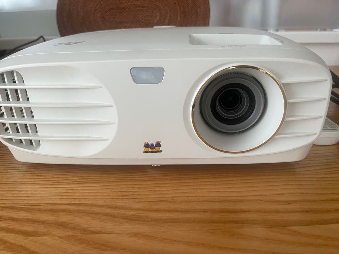 View Sonic ホームプロジェクターPX747-4K