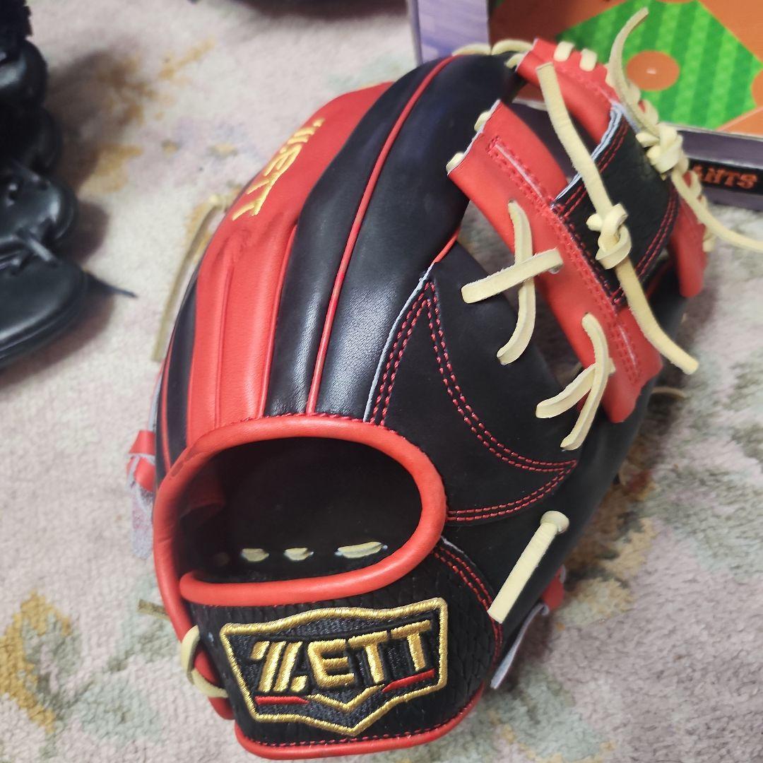 ZETTプロステ軟式グローブ 黒/赤