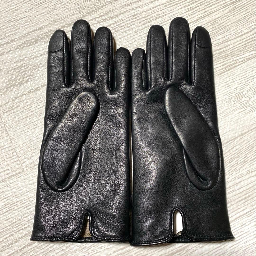 COACH スカルプテッド シグネチャー レザー テック グローブ　手袋