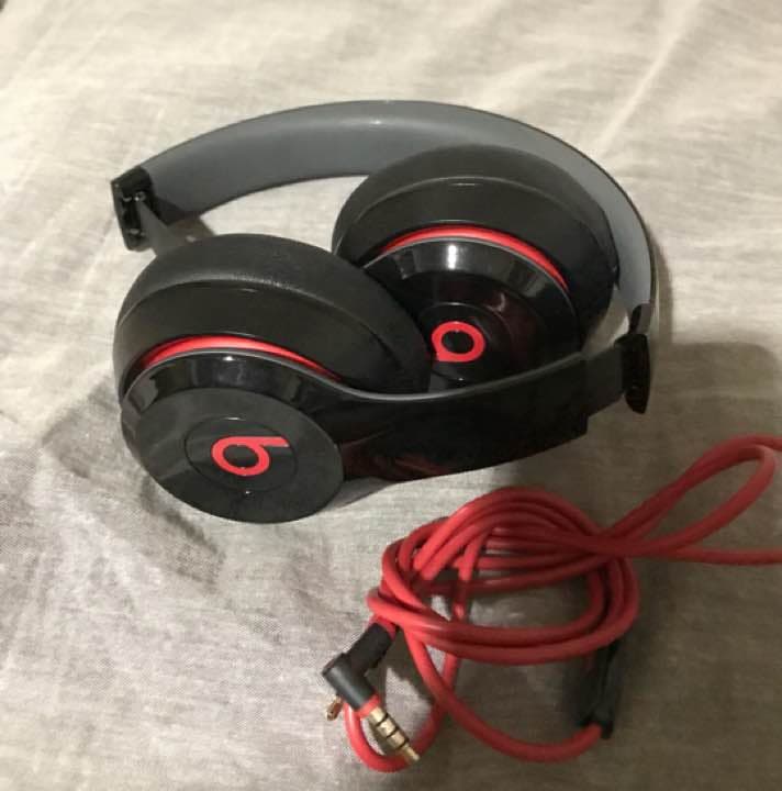 Beats solo ヘッドフォン