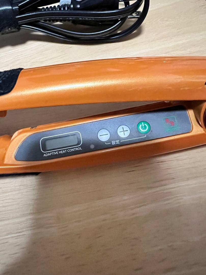 ADST Premium DS2 ストレートアイロン