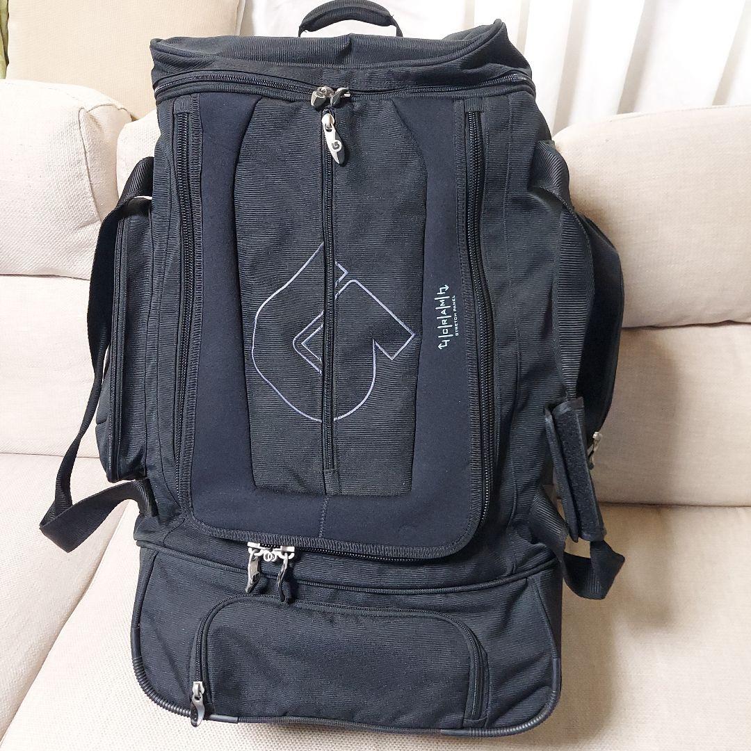 てぃ BURTON キャリーバック