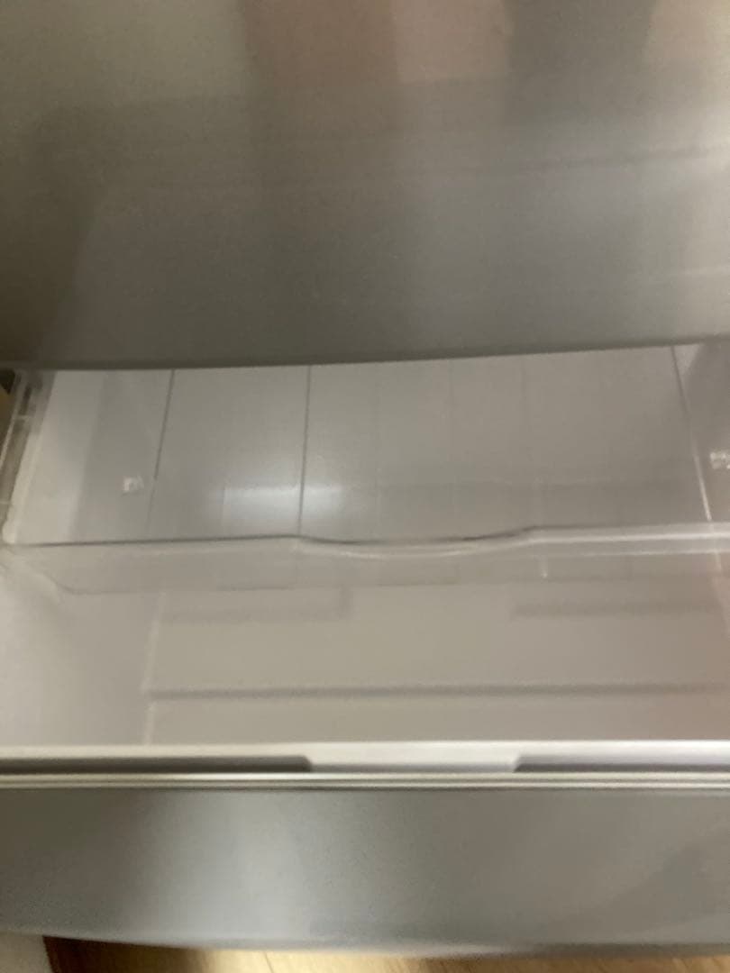 日立6ドア冷蔵庫 517L（R-F520D）