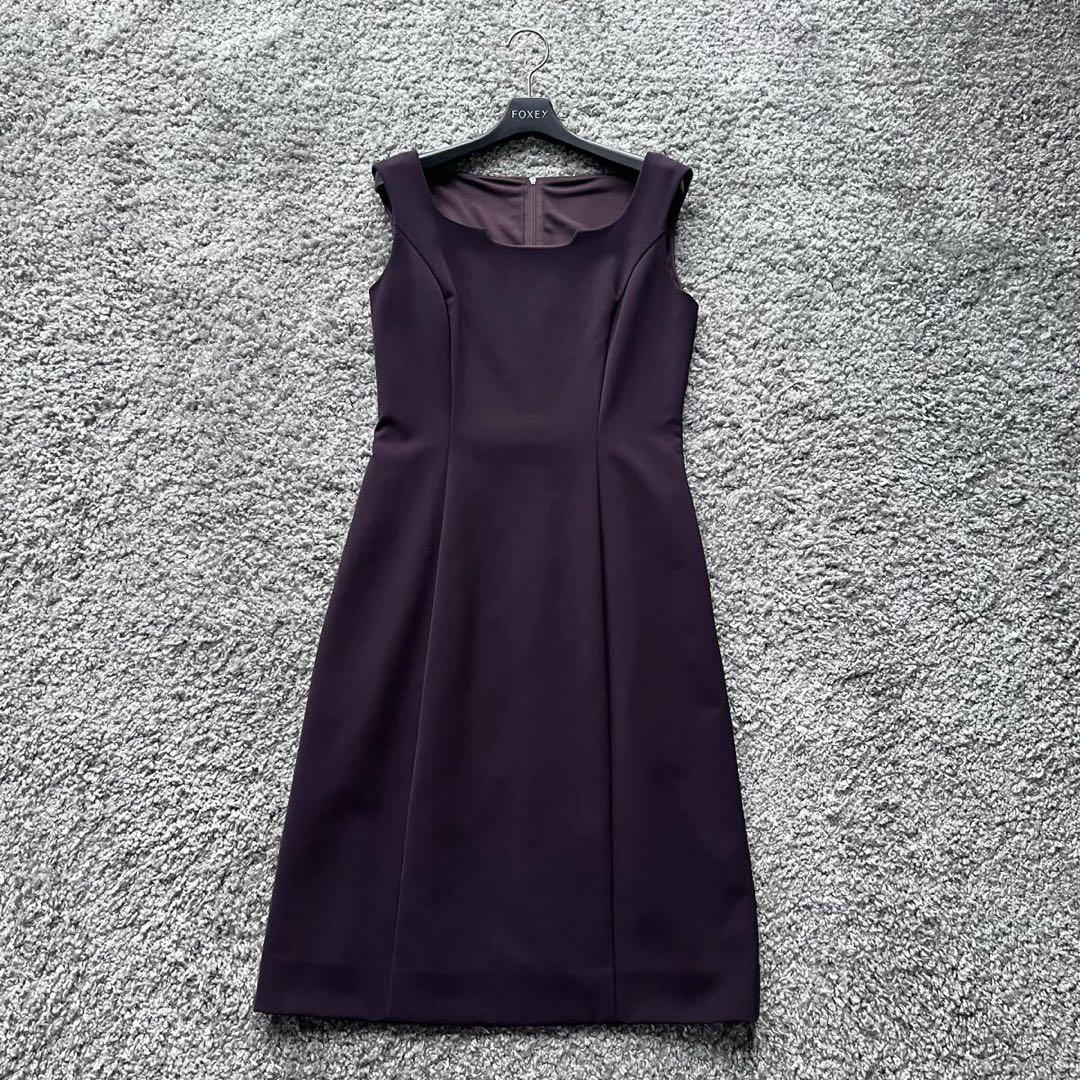 FOXEY NY 40 ダークパープル デコルテカット ワンピース