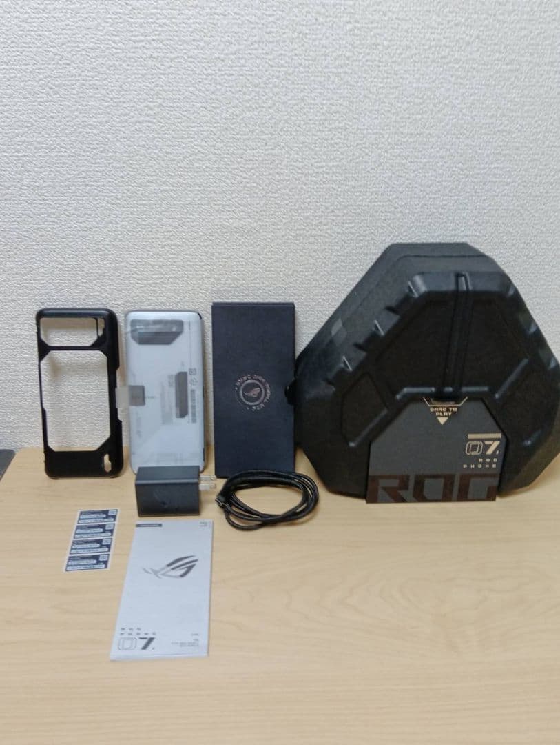 コ*読様 ASUS ROG Phone 7 ultimate 本体 クーラー無し