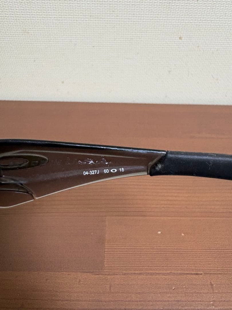 OAKLEY 04-327J STRAIGHT JACKET サングラス