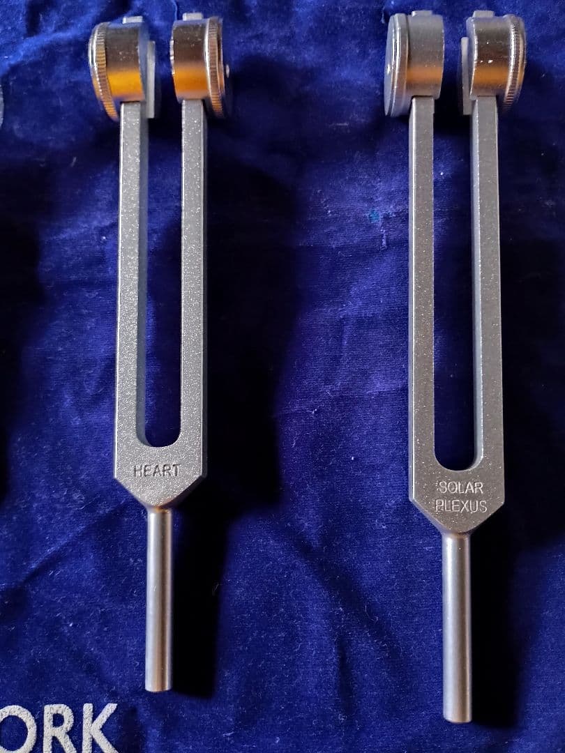 チャクラ　チューニング　フォーク　音叉　ヒーリング