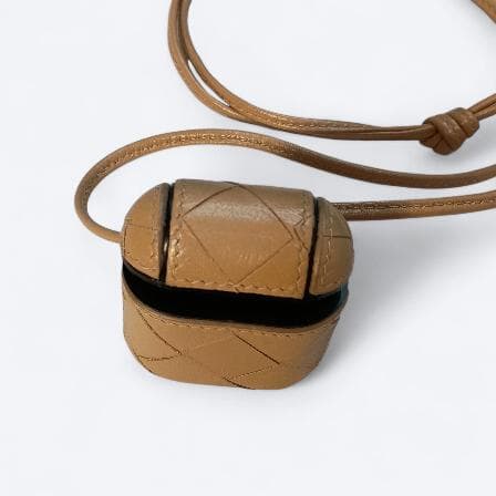 BOTTEGA VENETA 本革イントレ AirPodsケース ベージュ