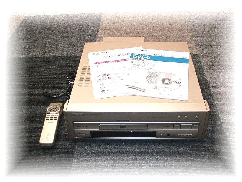 カ*ん様 パイオニア DVD LD プレーヤー【 DVL-9 】