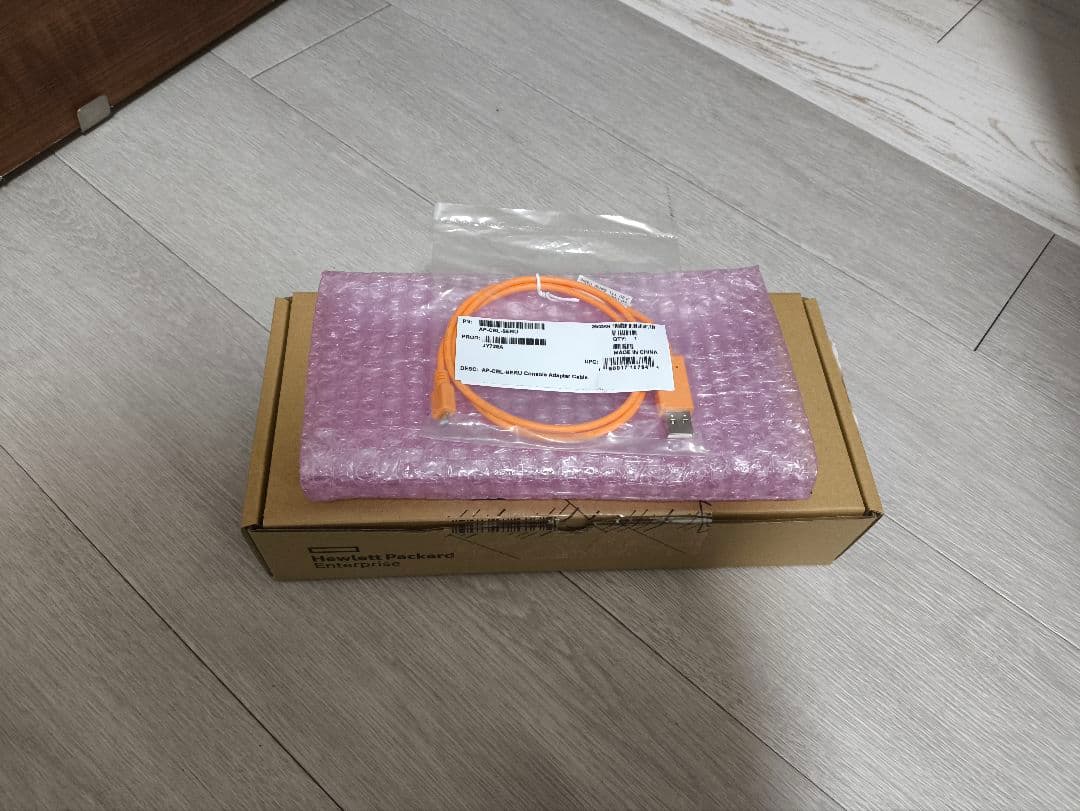 HPE Aruba AP535 2台 新品 設置金具 PoEスイッチ コンソール