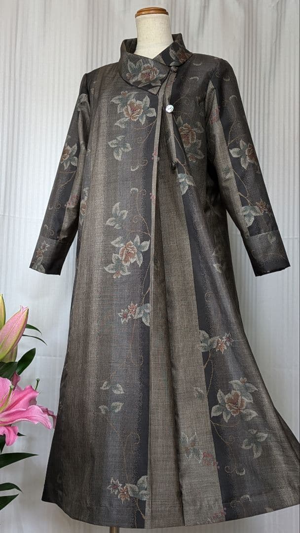 No242 大島紬着物リメイク ９マルキ大島紬重ね襟ワンピ （被りタイプ）