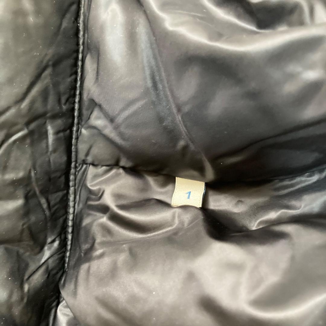 16714✨モンクレールBILLECART ダウンベスト フード ワッペンロゴ