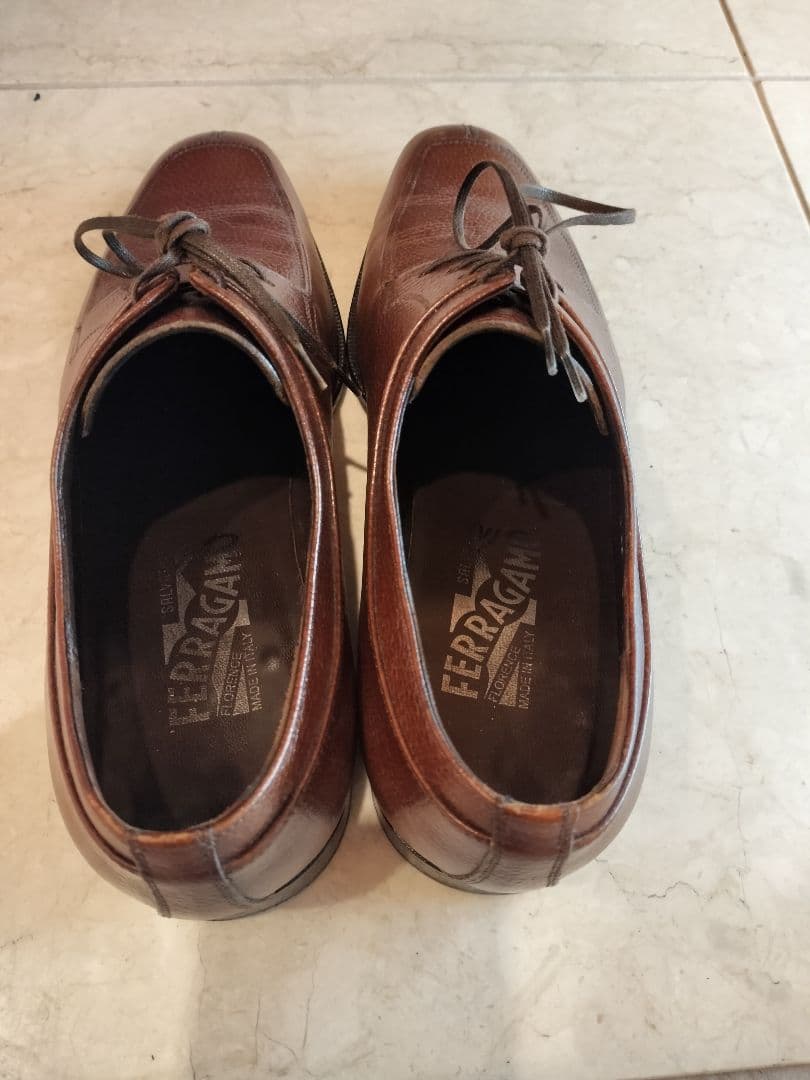 フェラガモ レザー ドレスシューズ