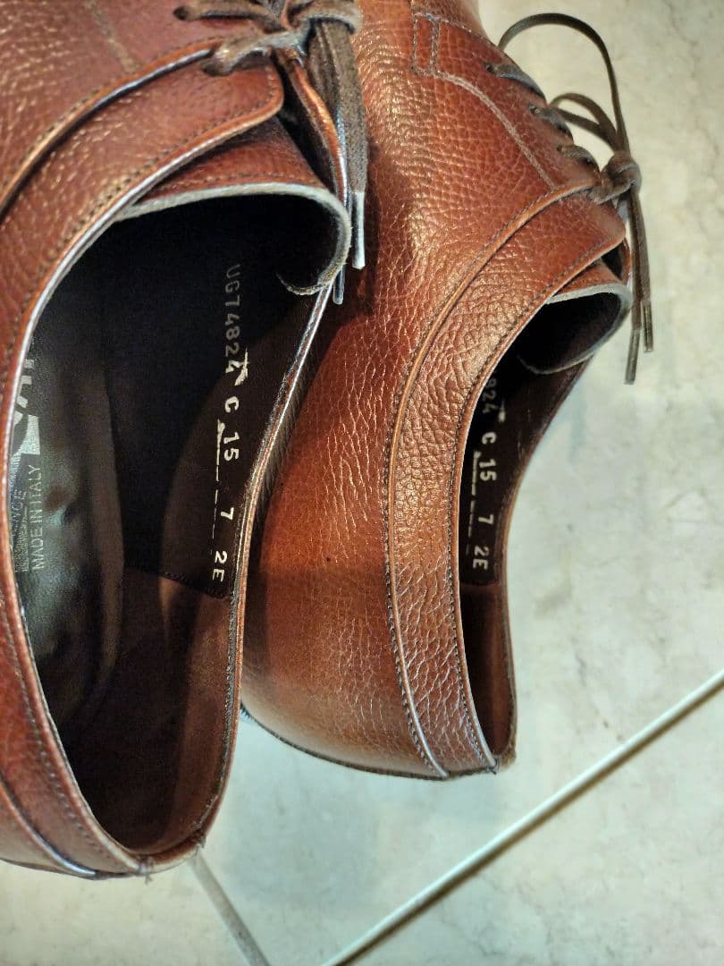 フェラガモ レザー ドレスシューズ