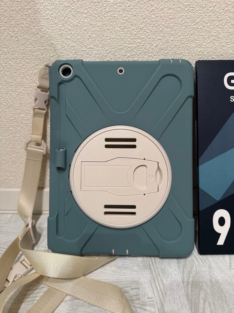 iPad (第9世代) 本体 Wi-Fiモデル 64GB スペースグレイ