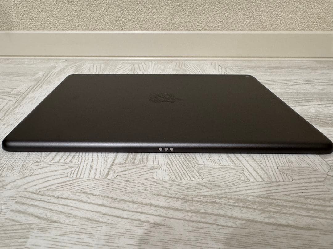 iPad (第9世代) 本体 Wi-Fiモデル 64GB スペースグレイ