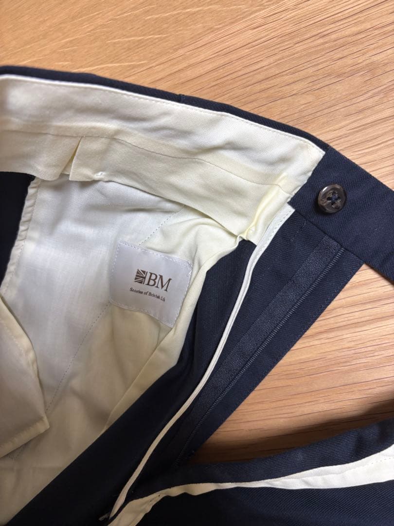 ブリティッシュメイド　オフィサーパンツ