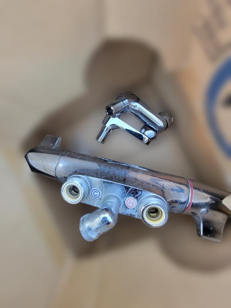 TOTO TMW40CRV2s　サーモスタット付きシャワー水栓　現状品