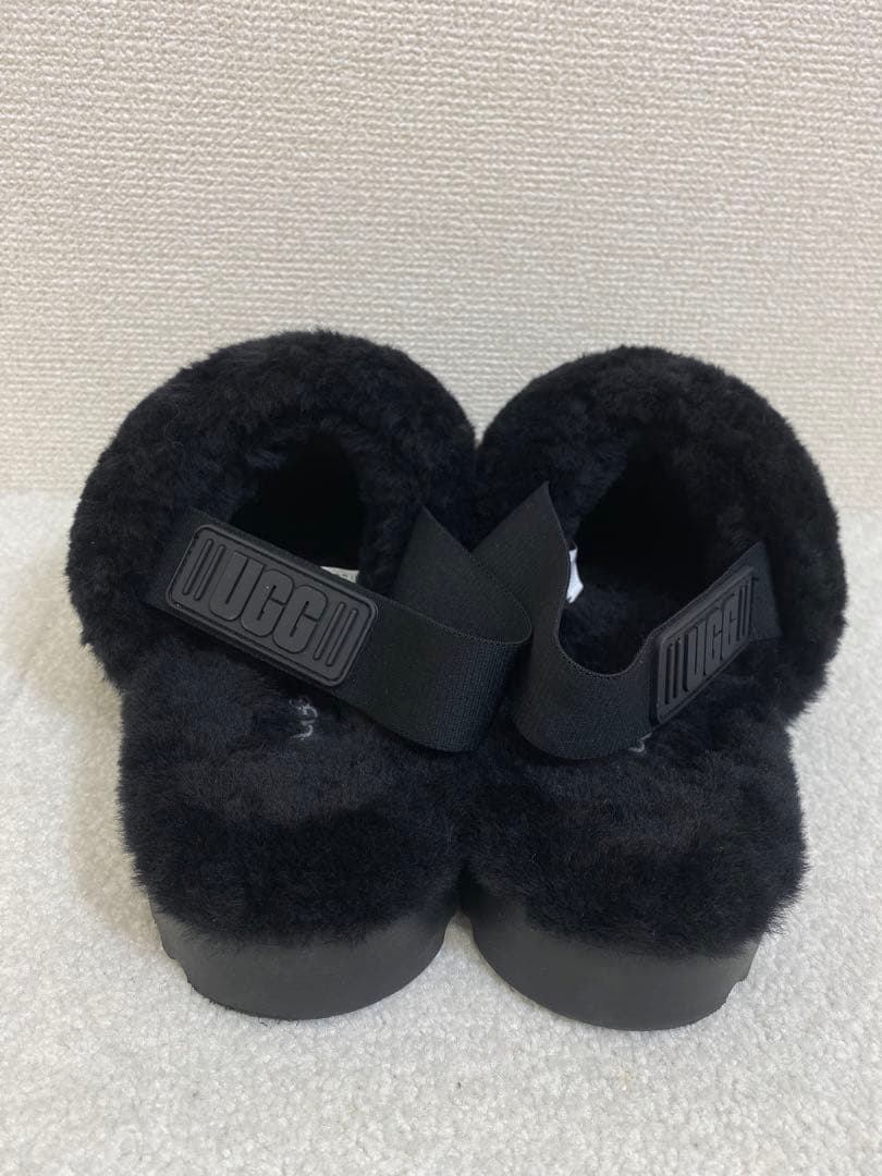 8343.【未使用品】UGG スーパーフラッフスリッパ SUPER FLUFF